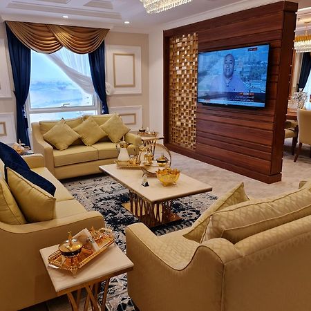 Holiday Villa Hail Bagian luar foto