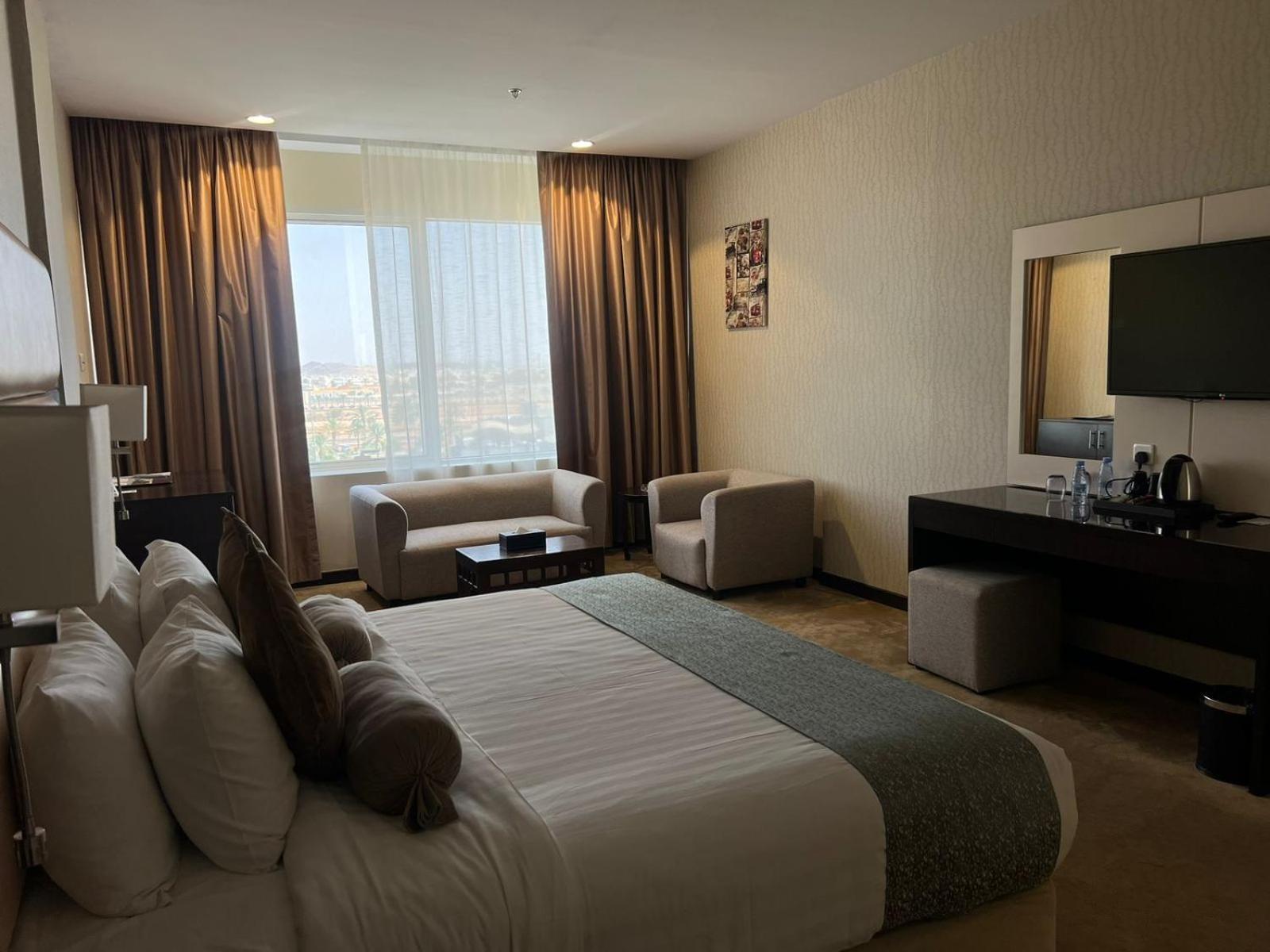 Holiday Villa Hail Bagian luar foto