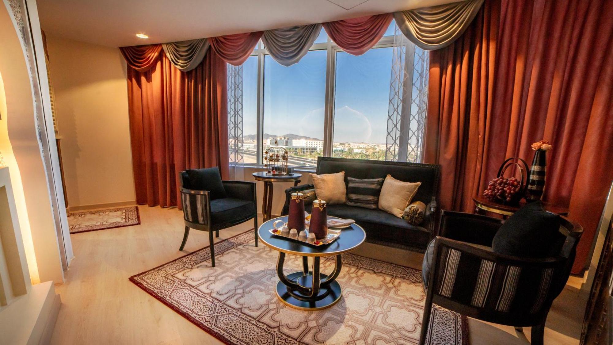 Holiday Villa Hail Bagian luar foto